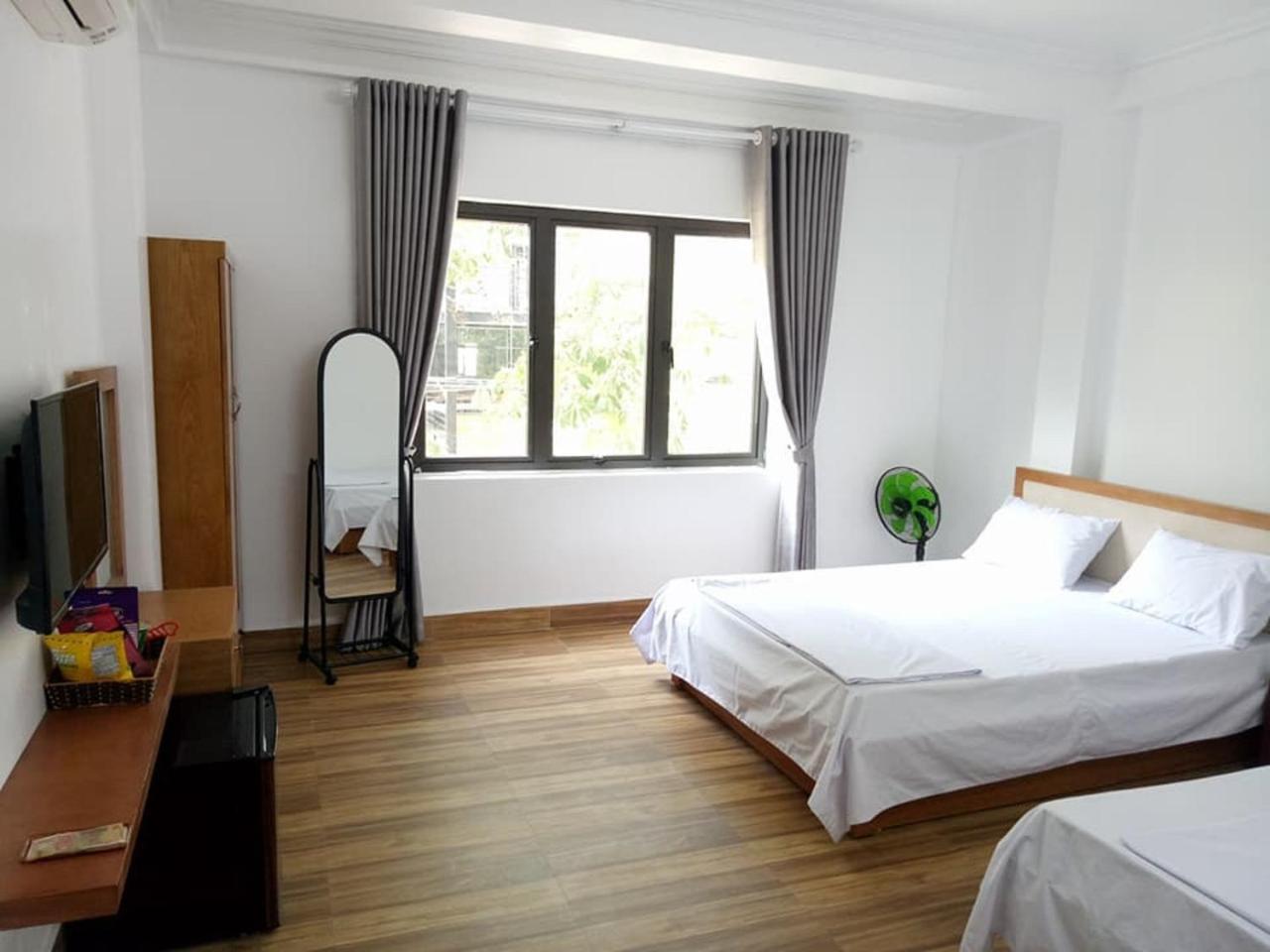 Hotel Hanh Hoa Chan Chau Buitenkant foto
