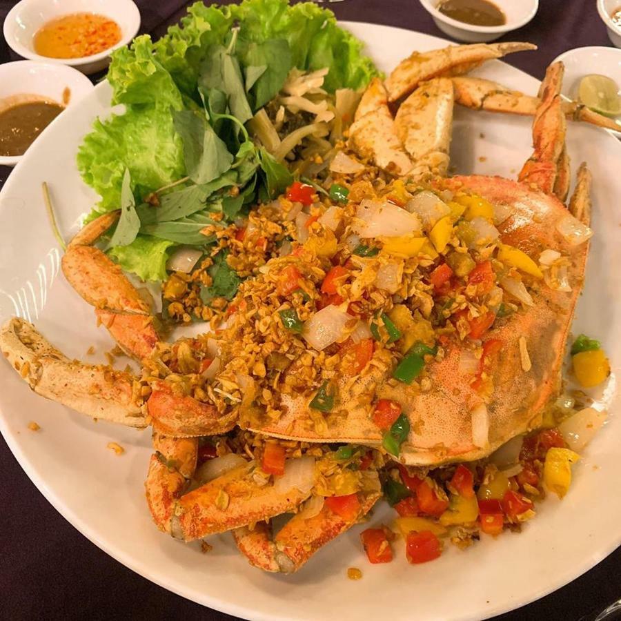 Hotel Hanh Hoa Chan Chau Buitenkant foto